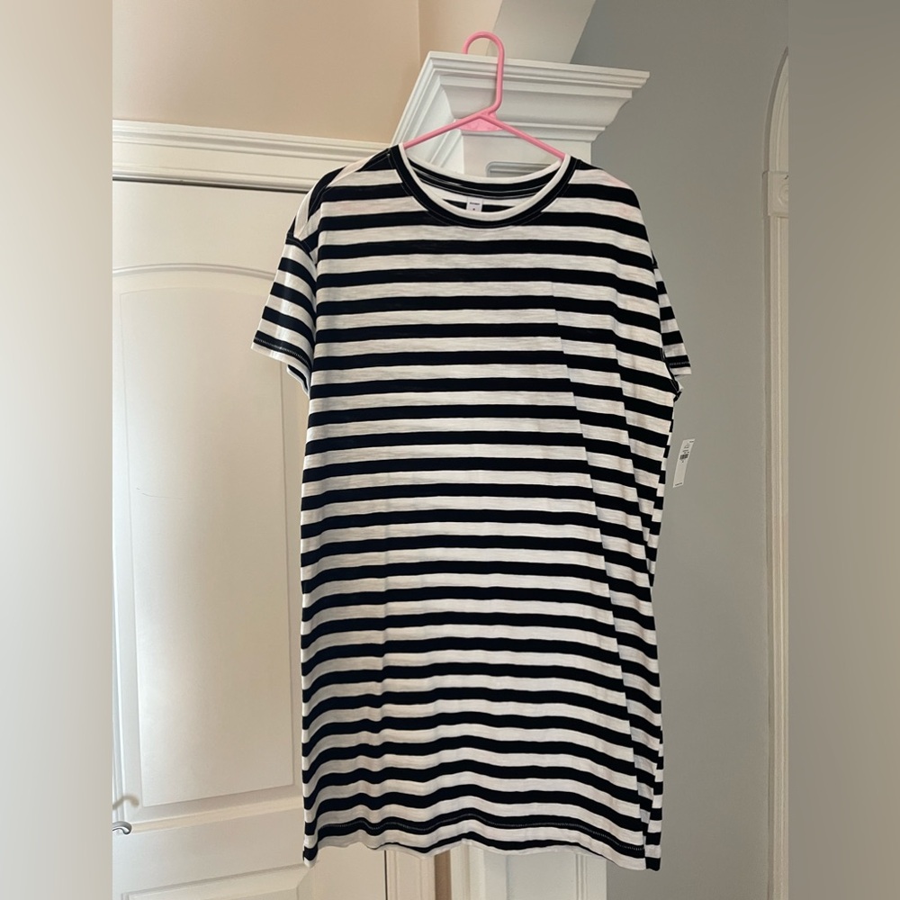 New with tags! Women’s size Medium Black & White Striped dress